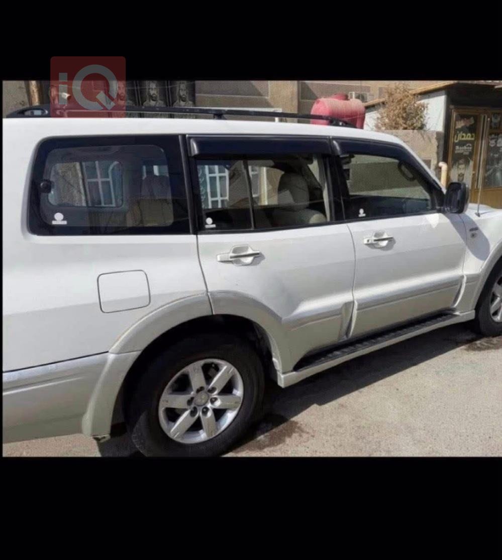 ميتسوبيشي باجيرو